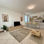 アパート Euganea -